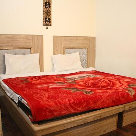 Baltit Heritage Inn Karimabad  Екстер'єр фото